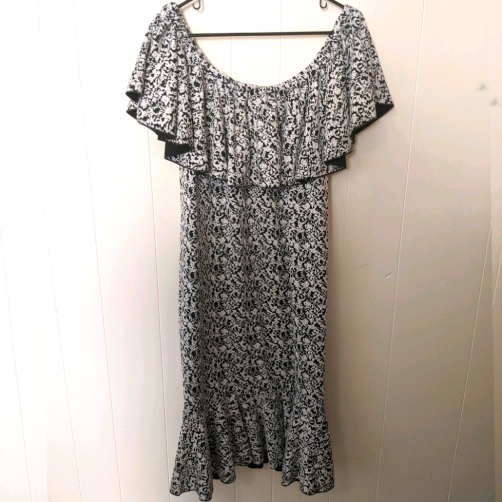 LuLaRoe 2XL Black & White Cici Dress